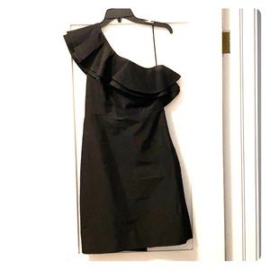 One shoulder ruffle dress